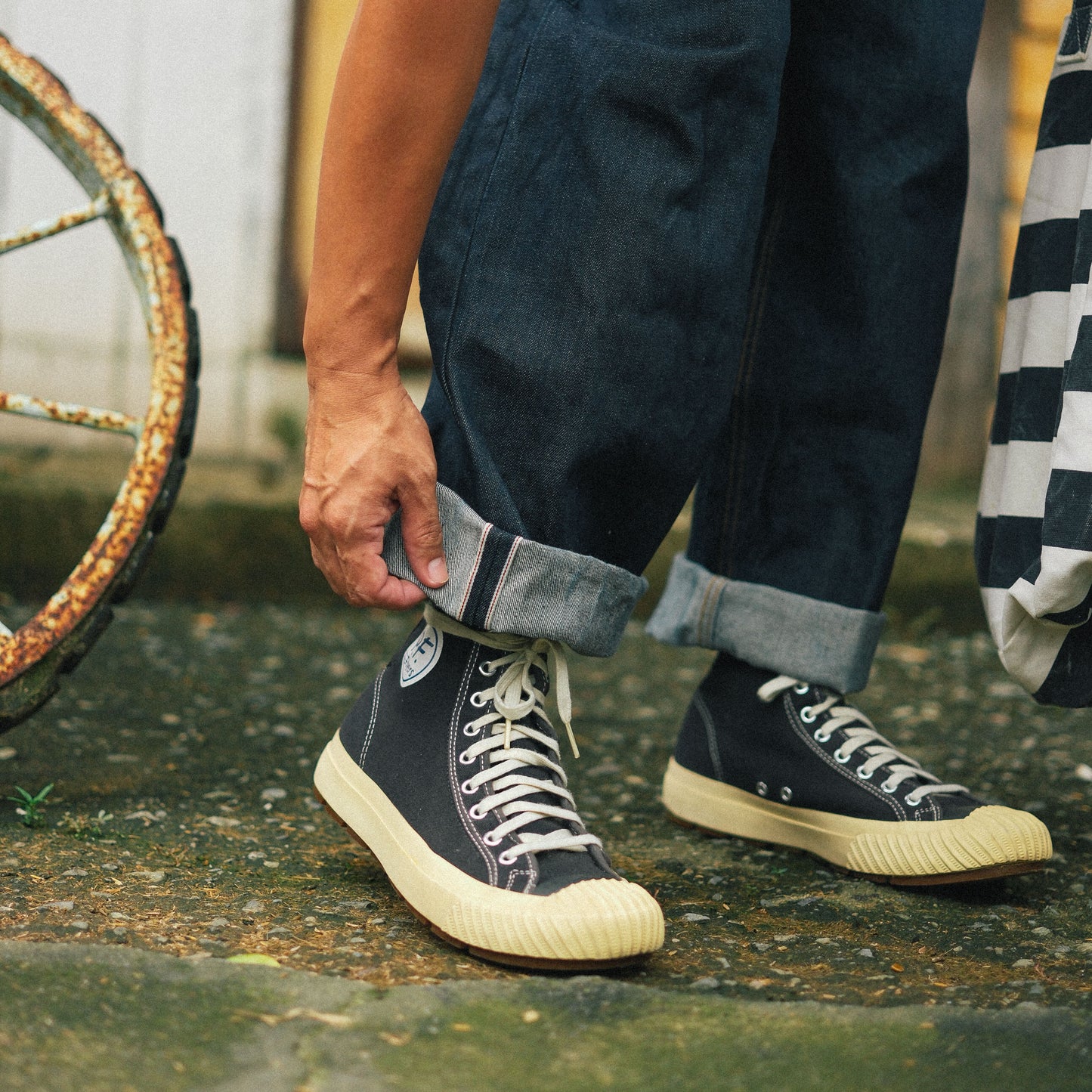 LOT-004 Selvedge Denim Jeans - Wide Cut