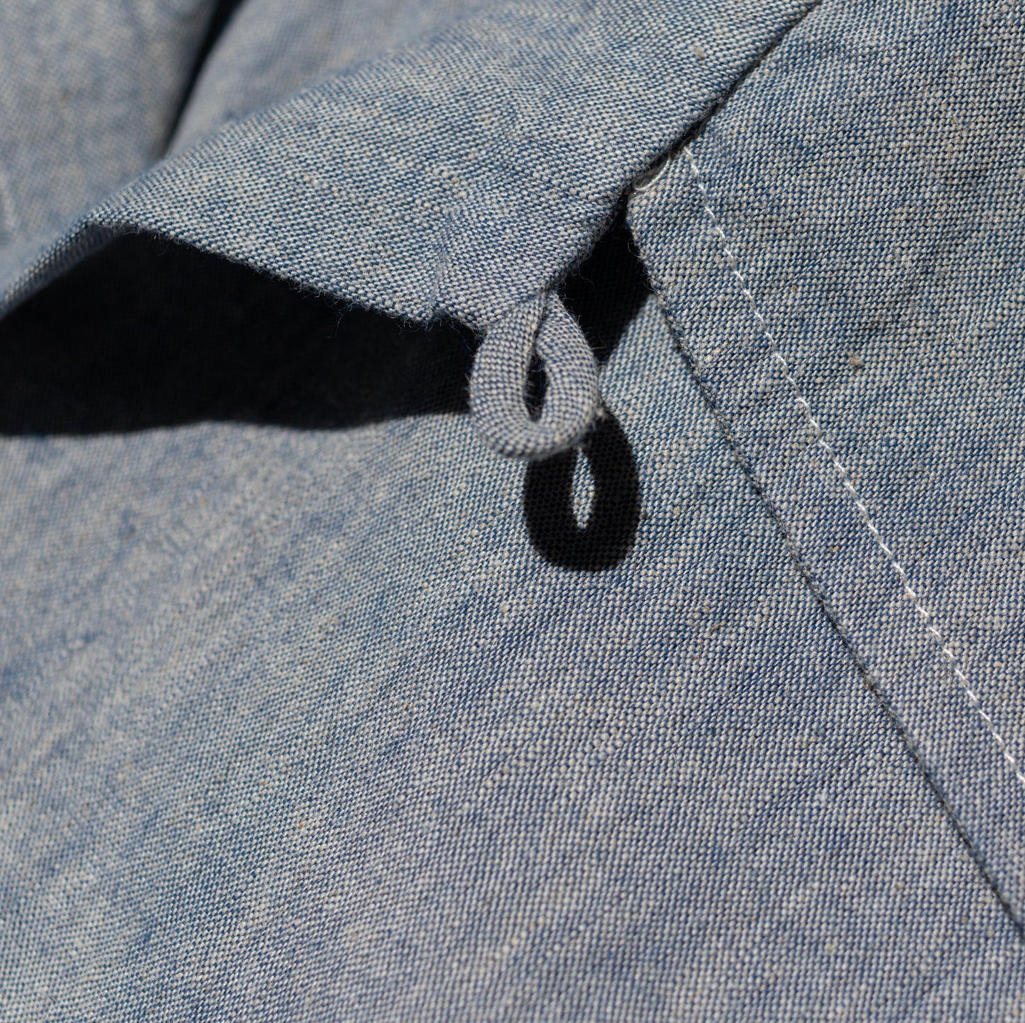 Chambray S/S Loop Collar Shirt - Blue