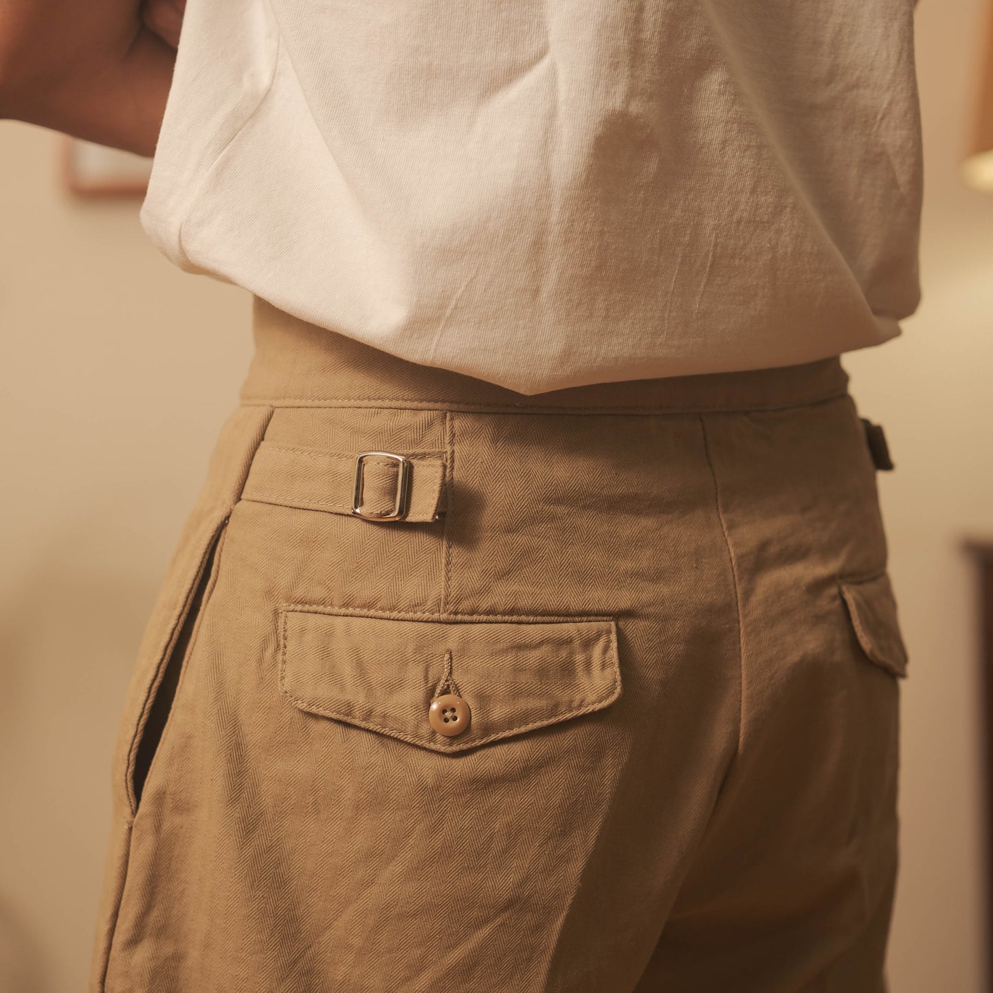 Herringbone Twill Pleated Shorts w/ Side Tabs - Khaki