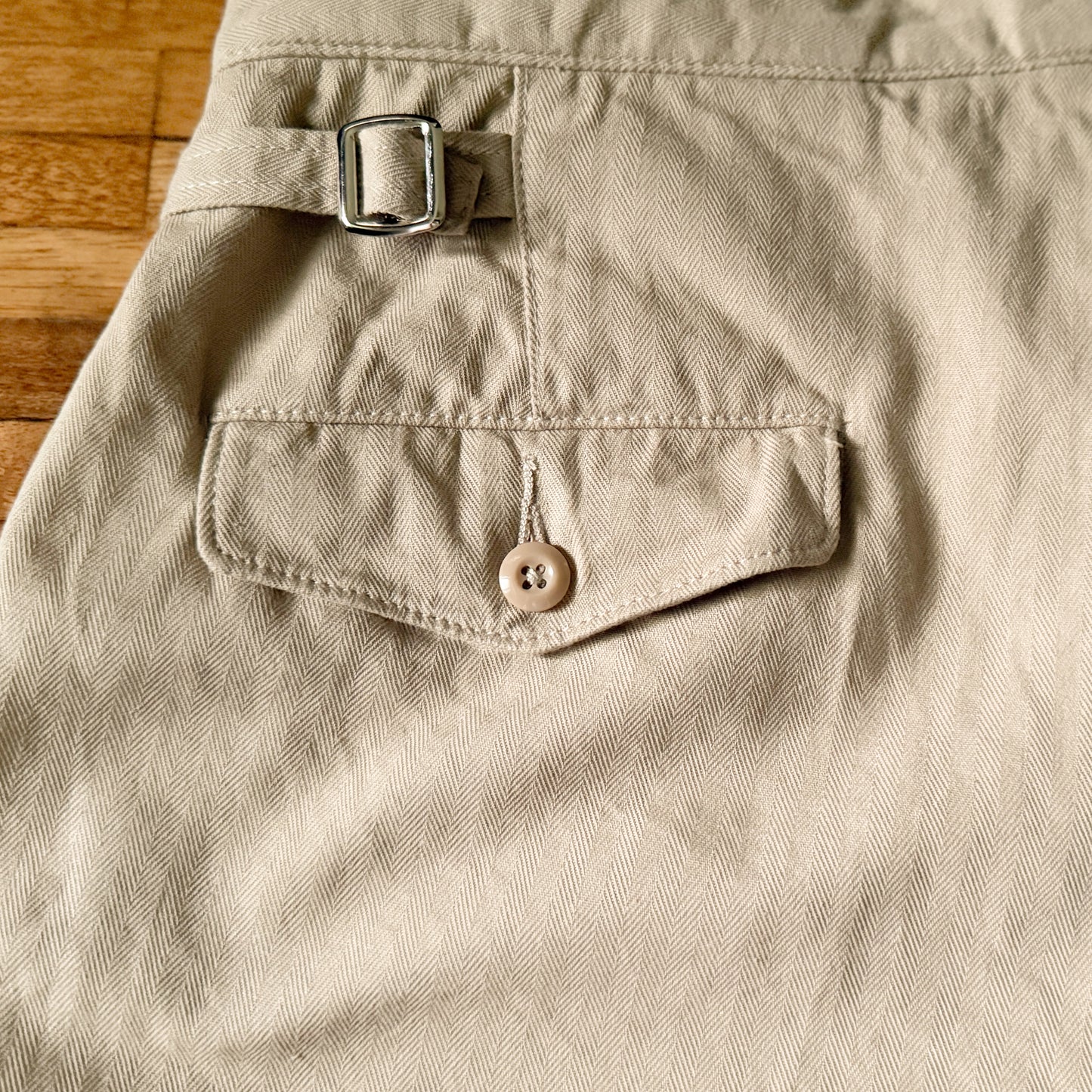Herringbone Twill Pleated Shorts w/ Side Tabs - Khaki